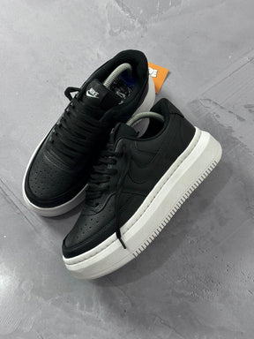 Tênis Nike Court Vision Alta - Preto/Branco