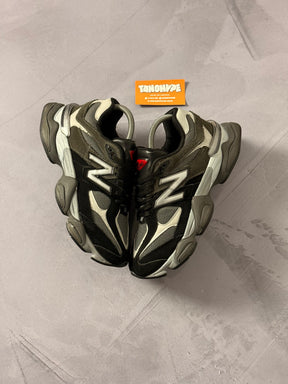 Tênis New Balance 9060 - Cinza/Preto