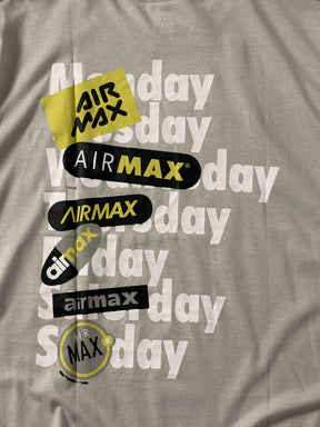 Camiseta Nike AirMax Day - Cinza
