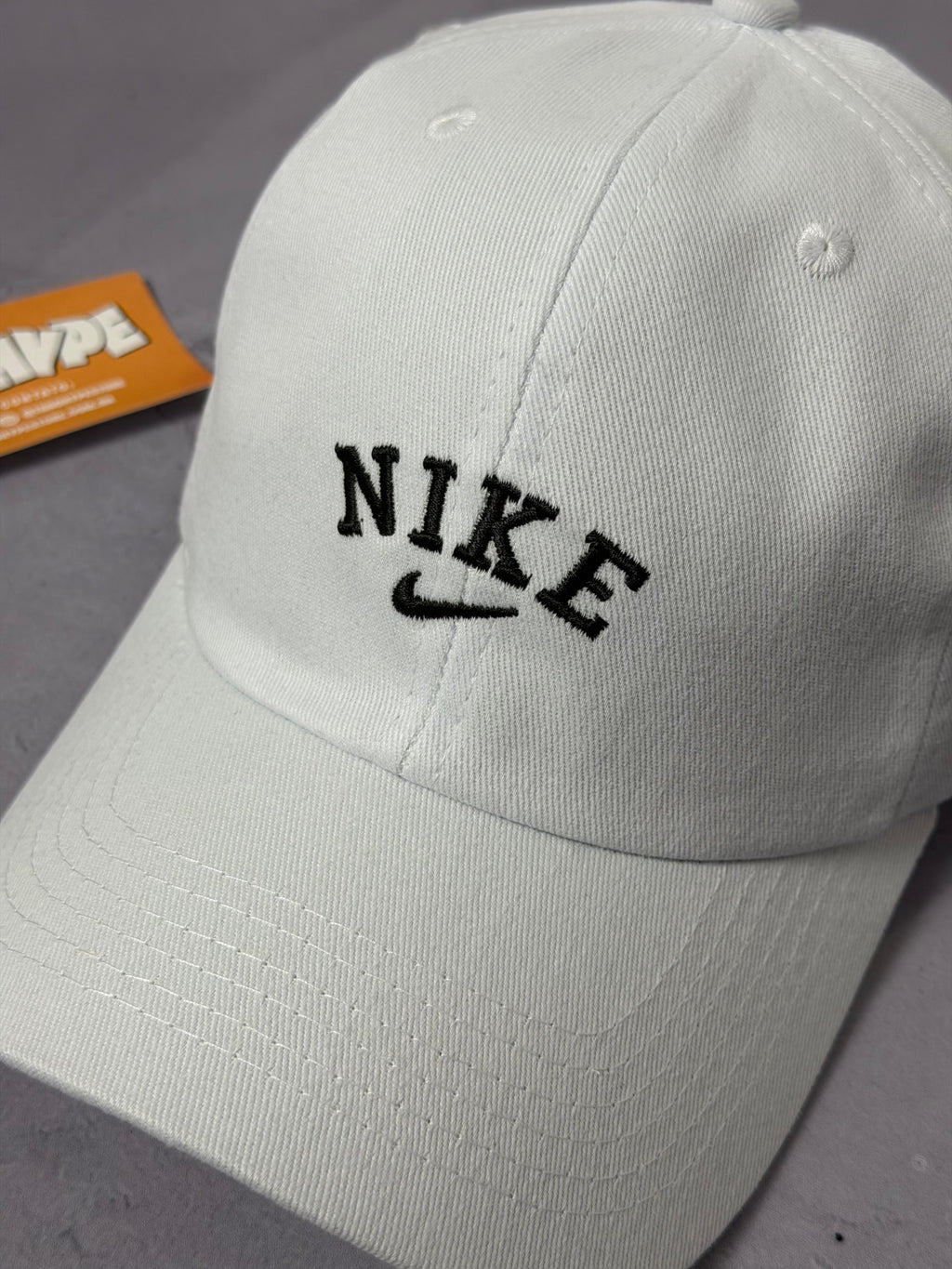 Boné Nike Distorted - Branco