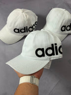 Boné Adidas Letreiro - Branco