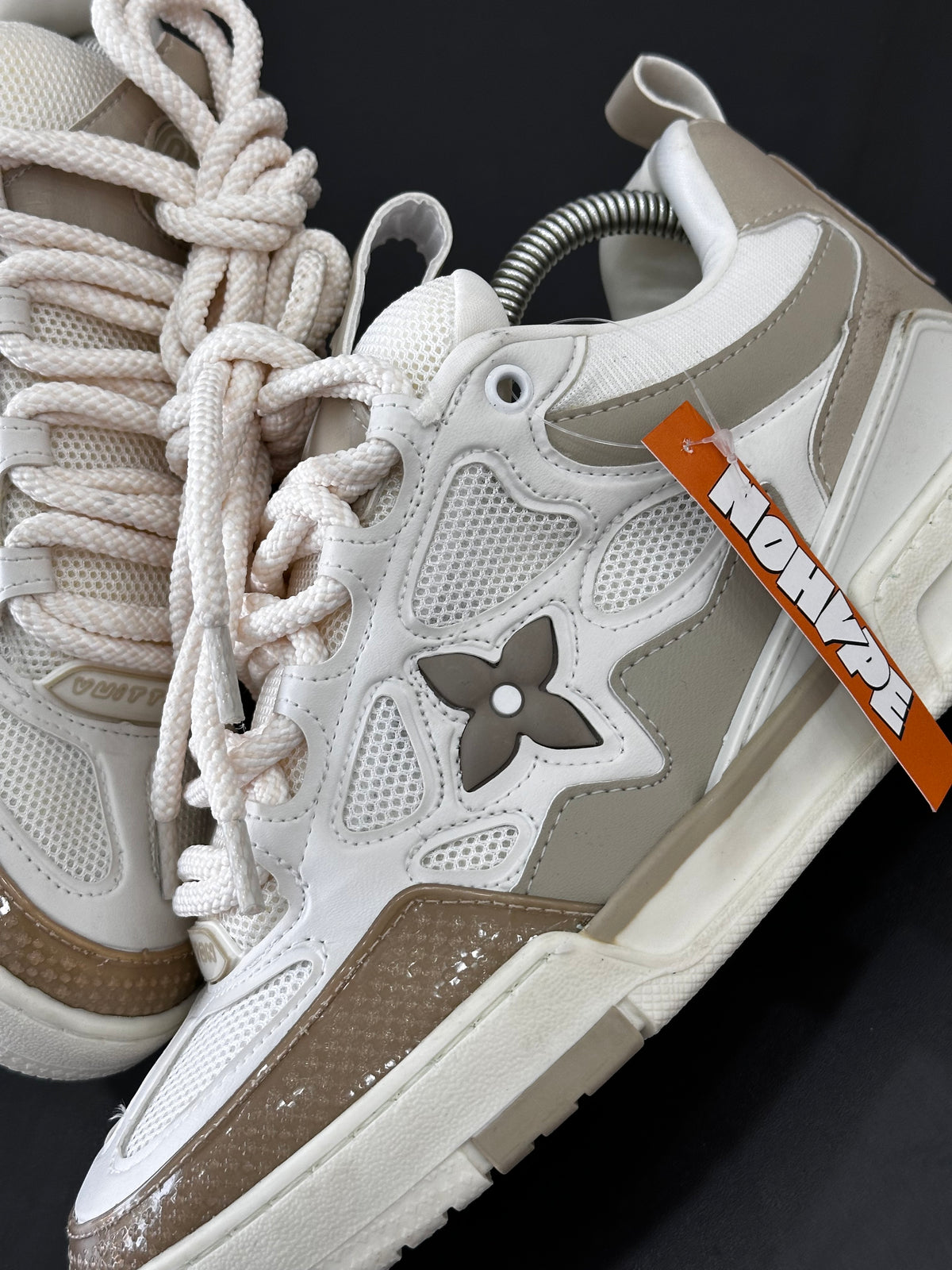 Tênis Louis Vuitton Skate - Bege White