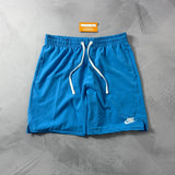 Shorts Tactel Nike Club Flow - Azul
