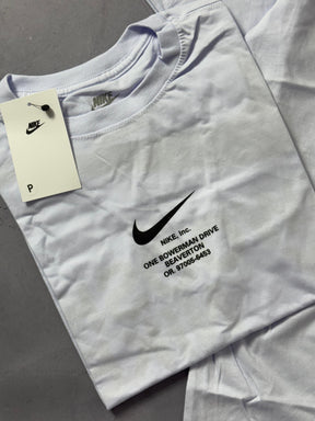 Camiseta Nike By Swoosh - Branca