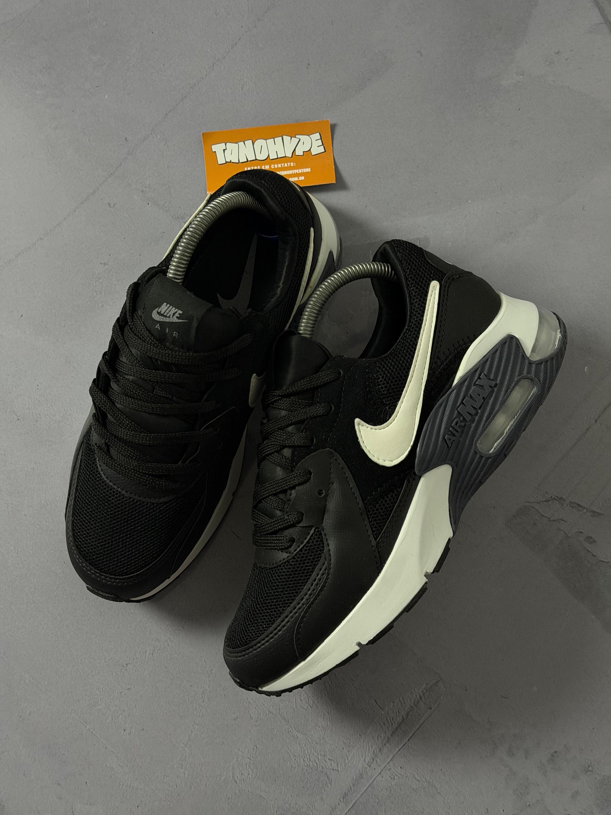 Tênis Nike Air Max Excee - Preto/Branco