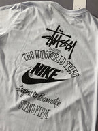 Camiseta Nike x Stussy Logo - Branco
