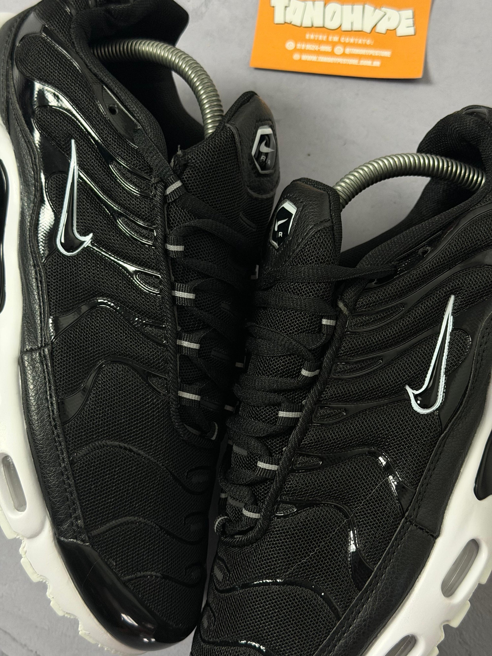 Tênis Nike Air Max Plus TN - Black White