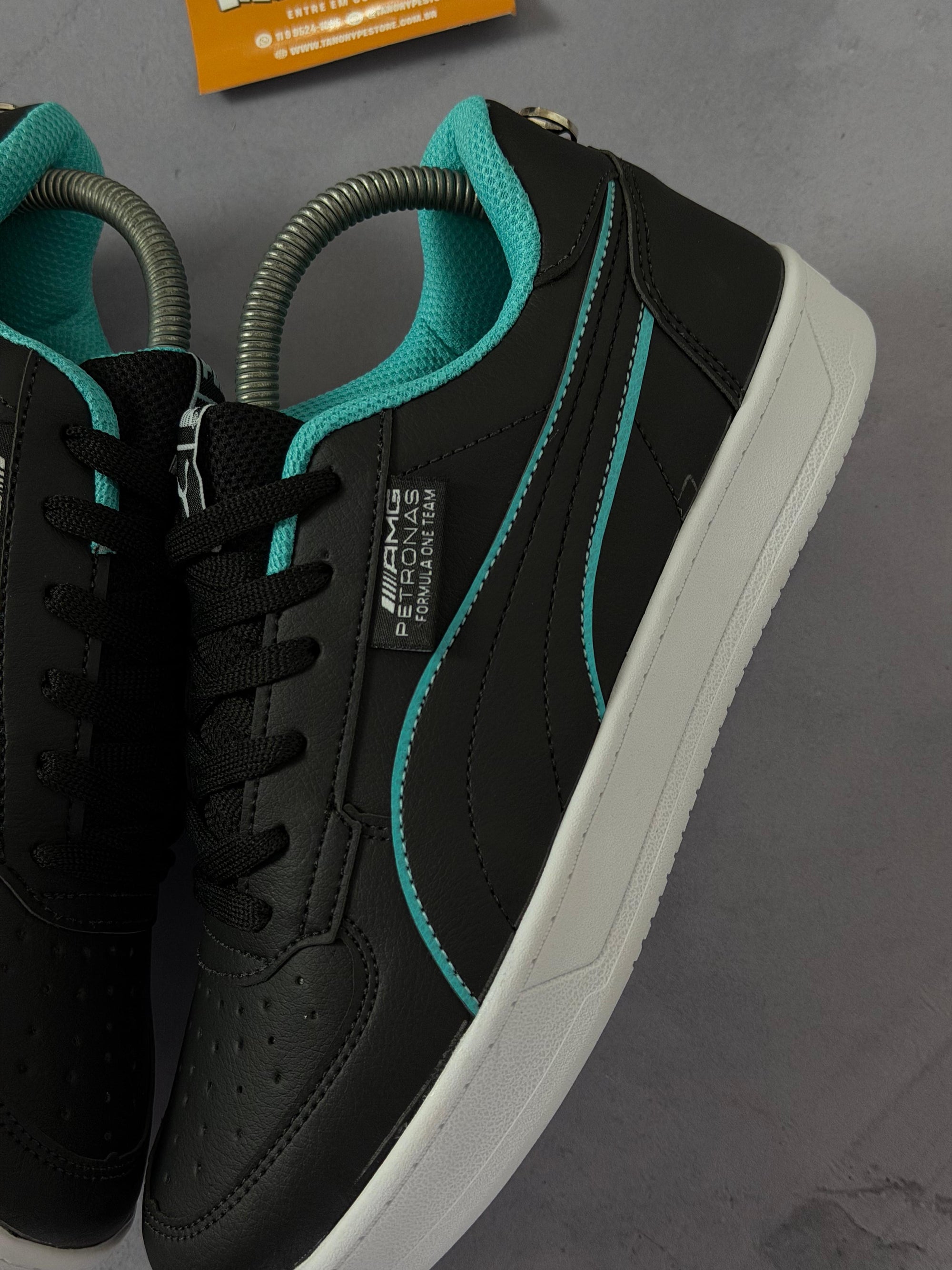 Tênis Puma x Mercedes
