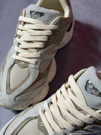 Tênis New Balance 9060 - Creme
