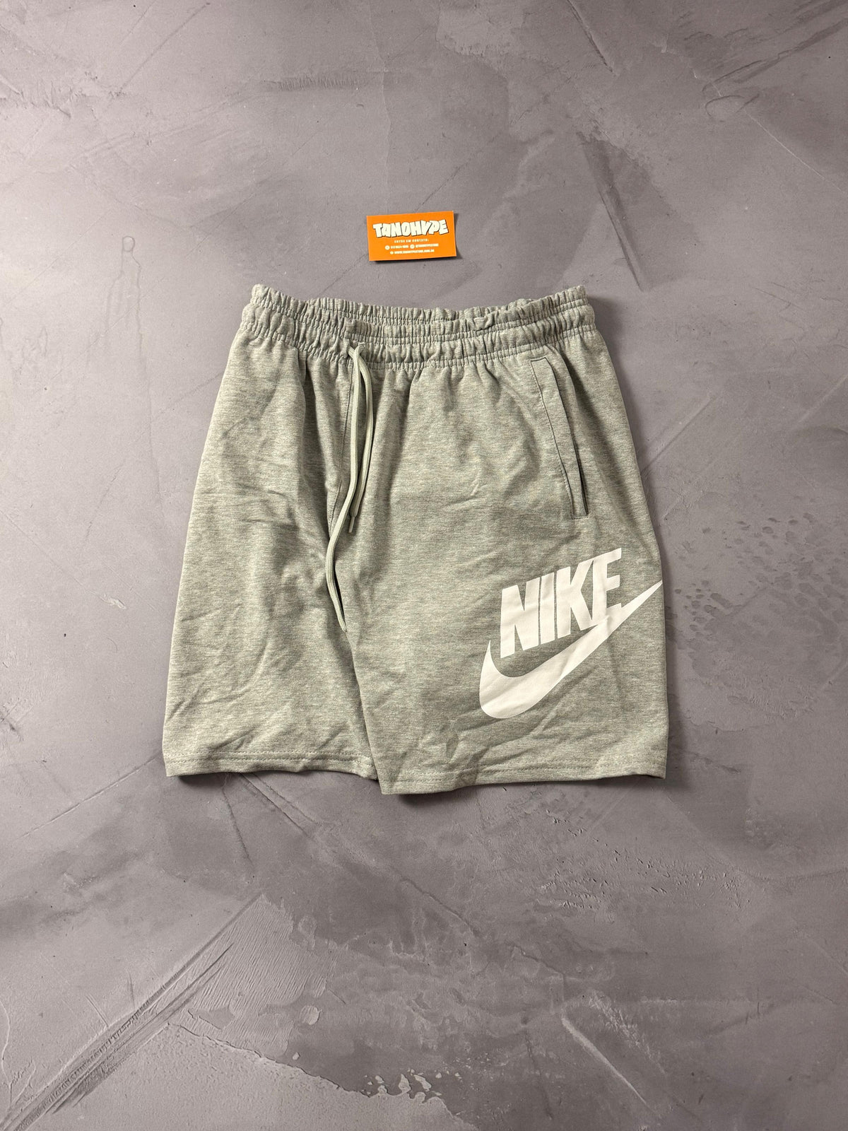 Shorts Moletom Nike Icon - Cinza