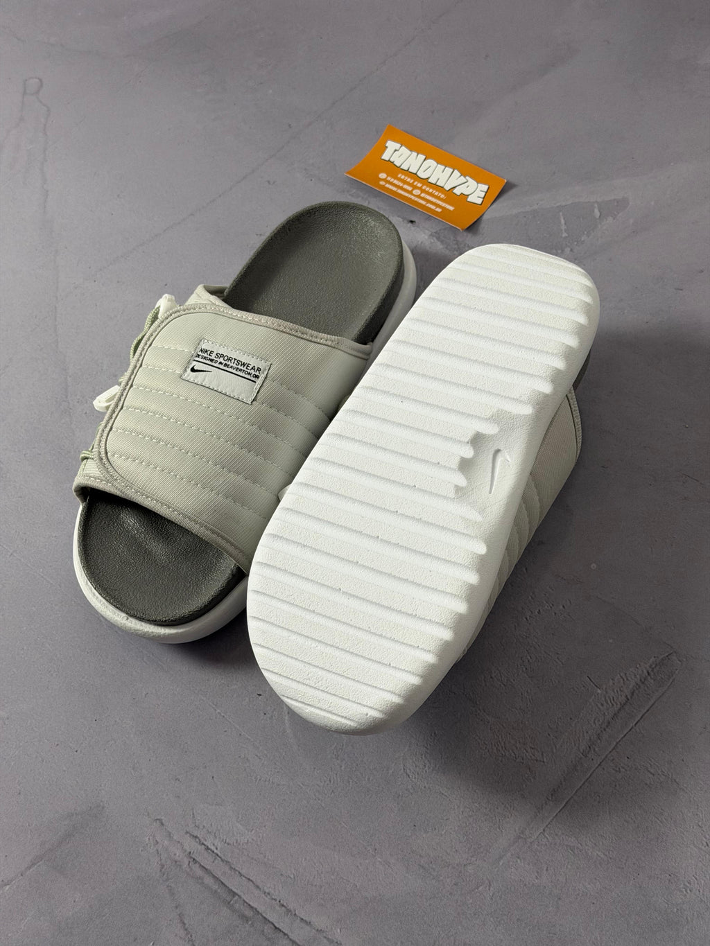 Chinelo Slide Asuna 2.0 Nike - Cinza