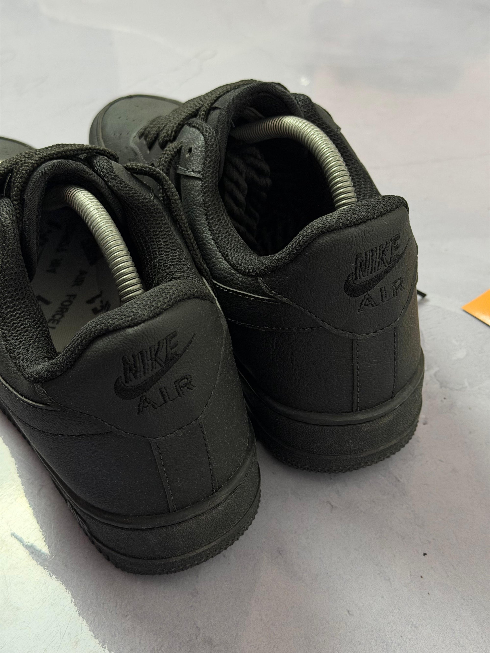 Tênis Nike Air Force 1 - Preto