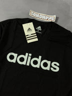 Camiseta Adidas Logo Escrita - Preto