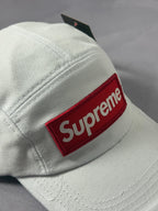 Boné Supreme - Branco