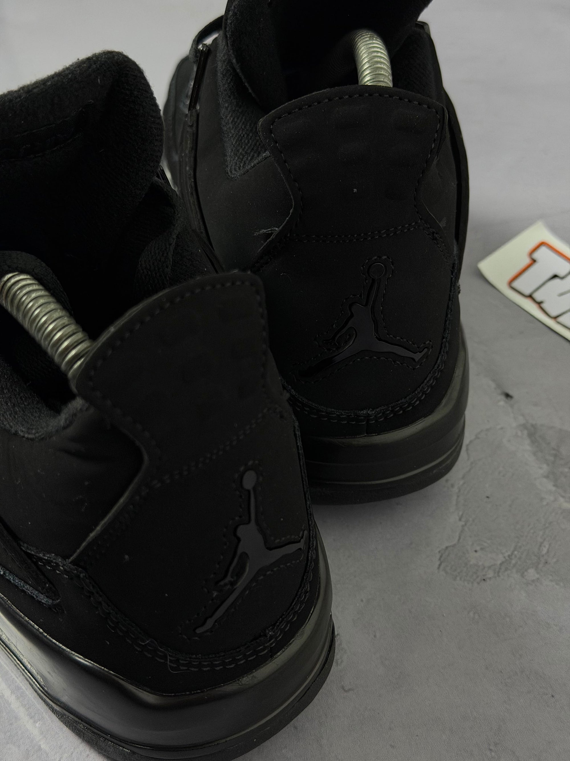 Tênis Nike Air Jordan 4 - Black