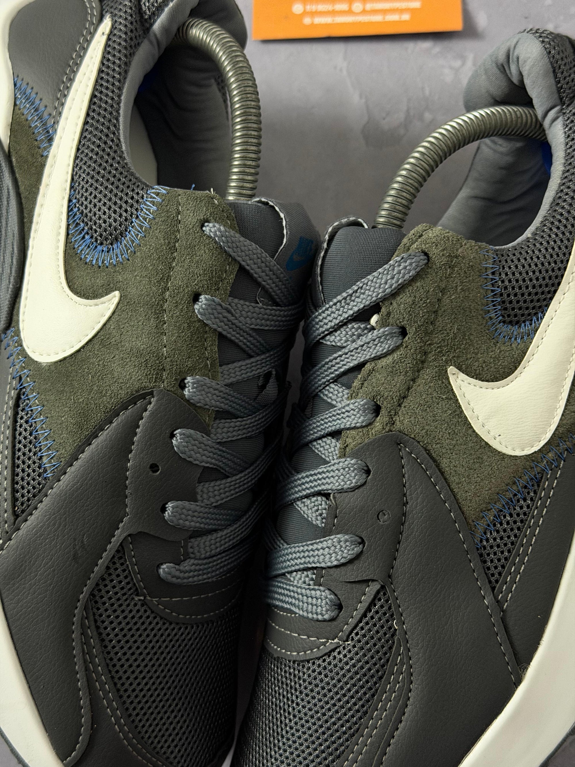 Tênis Nike Air Max Excee - Cinza