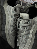 Tênis Nike Air Max 95 - Cinza