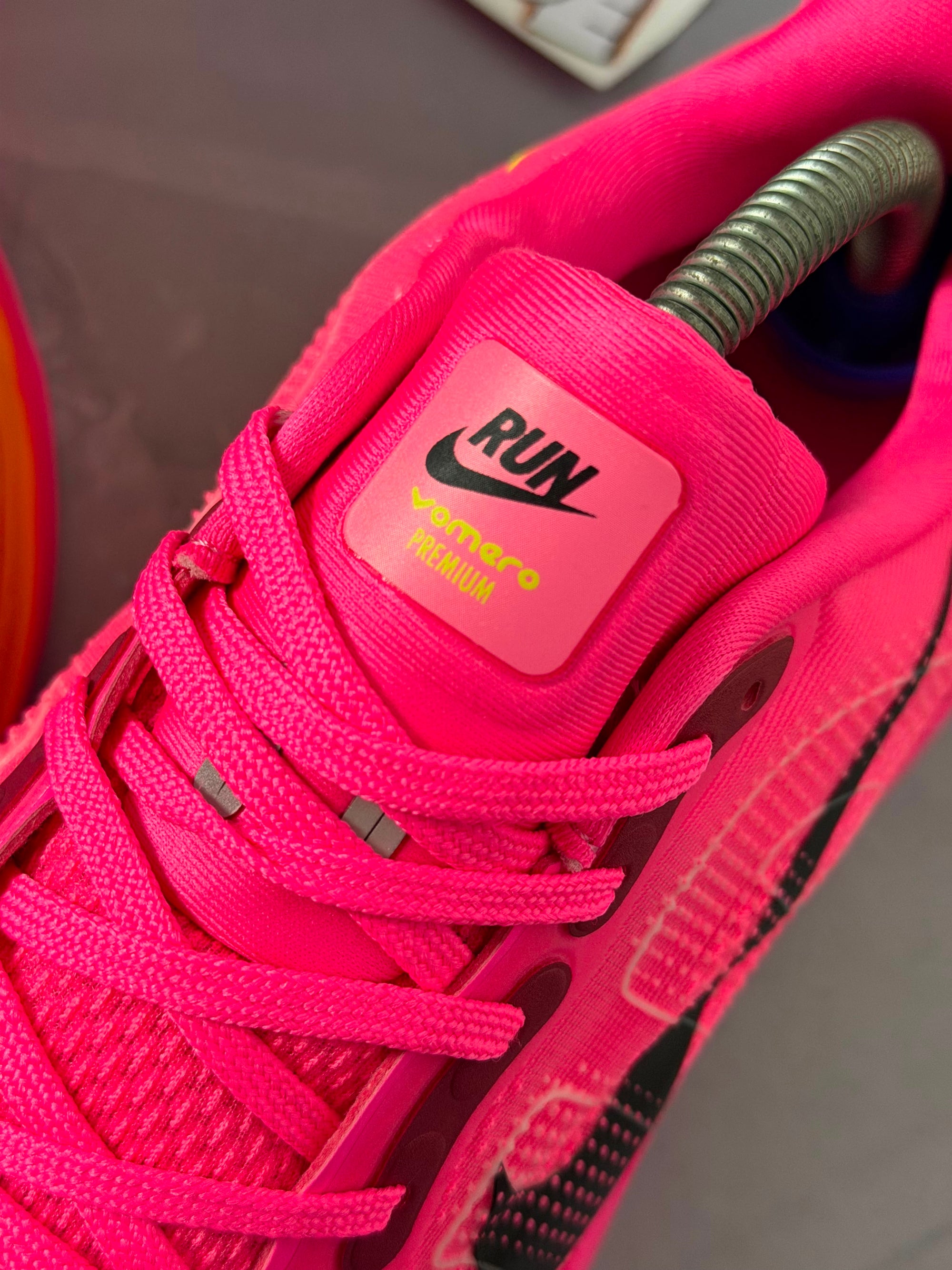 Tênis Nike Vomero - Pink