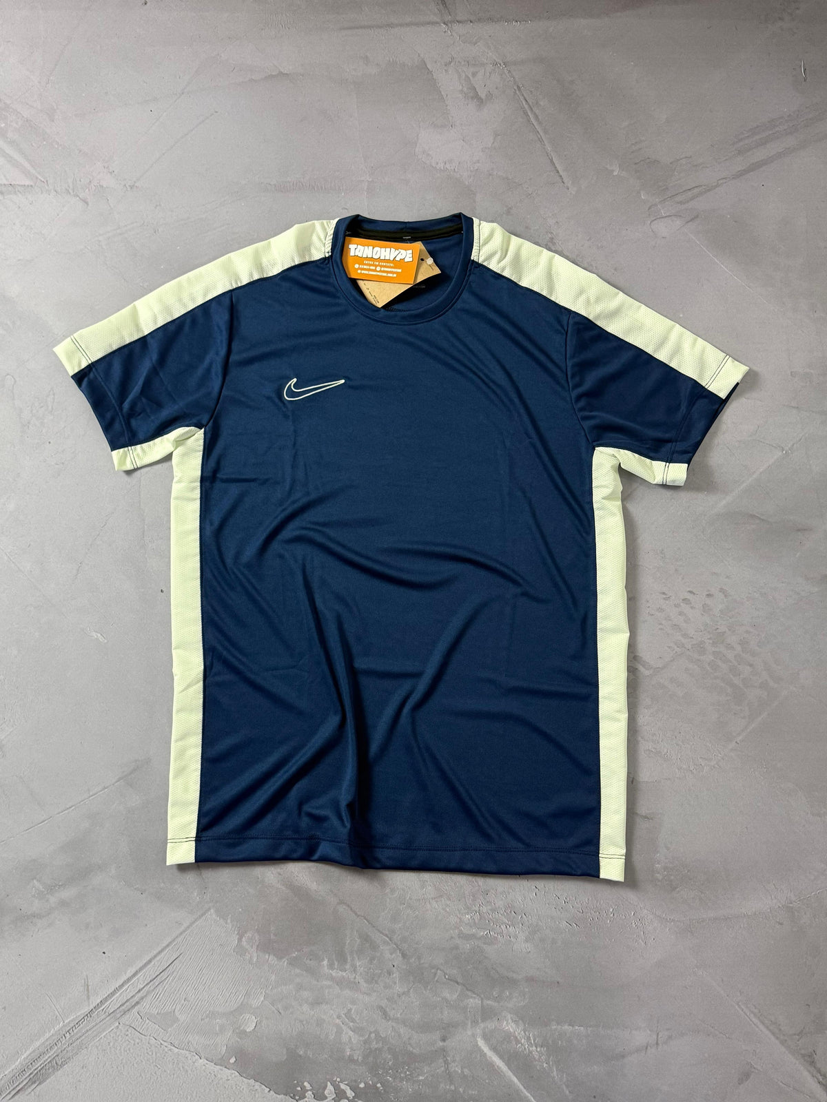 Camiseta Nike Dri Fit Academy 23 - Azul