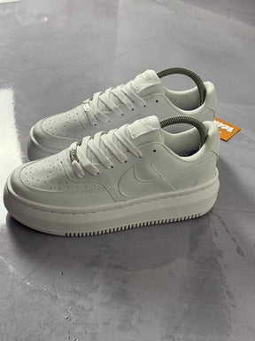 Tênis Nike Court Vision Alta - Branco