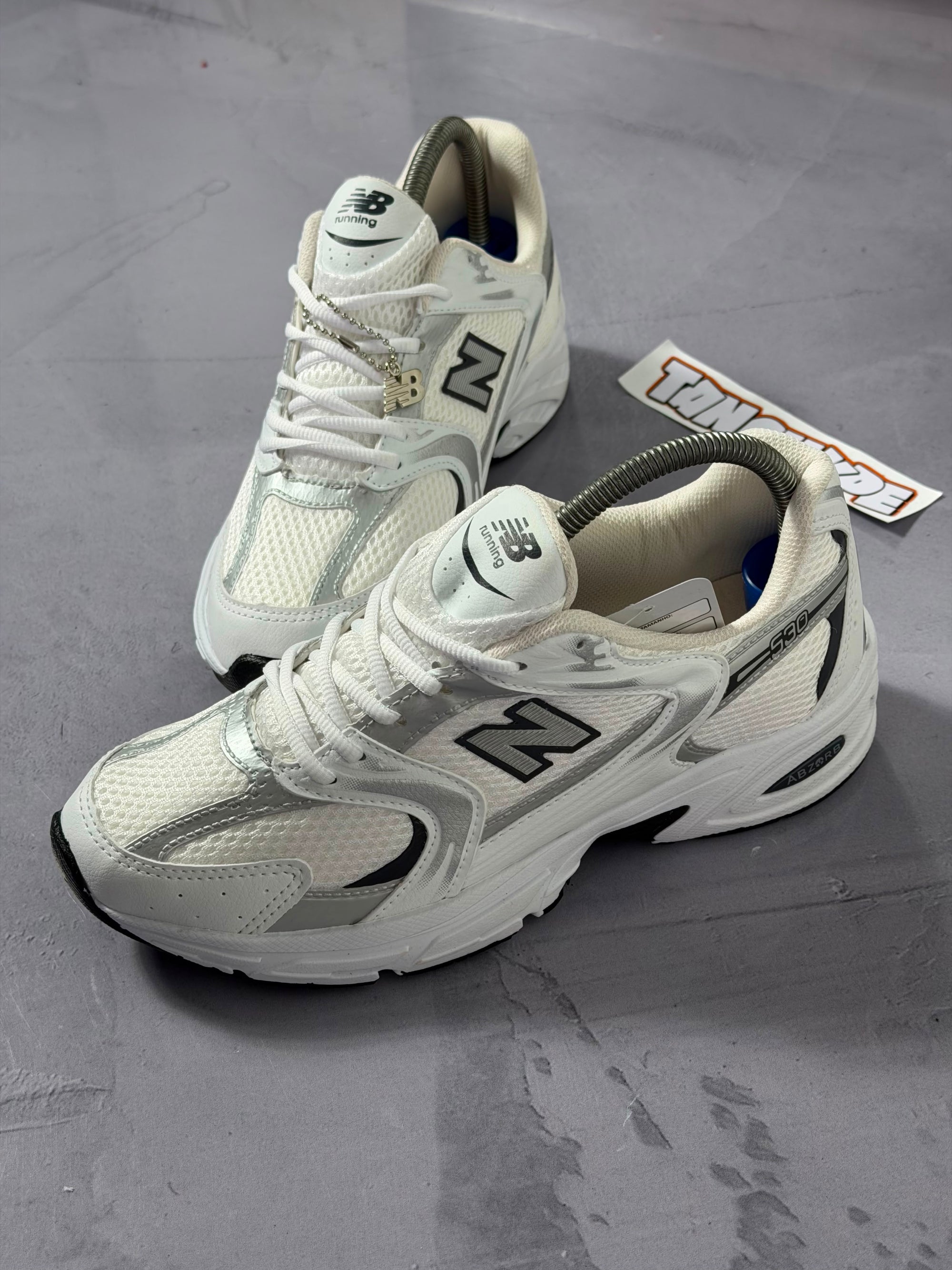 Tênis New Balance 530 - White
