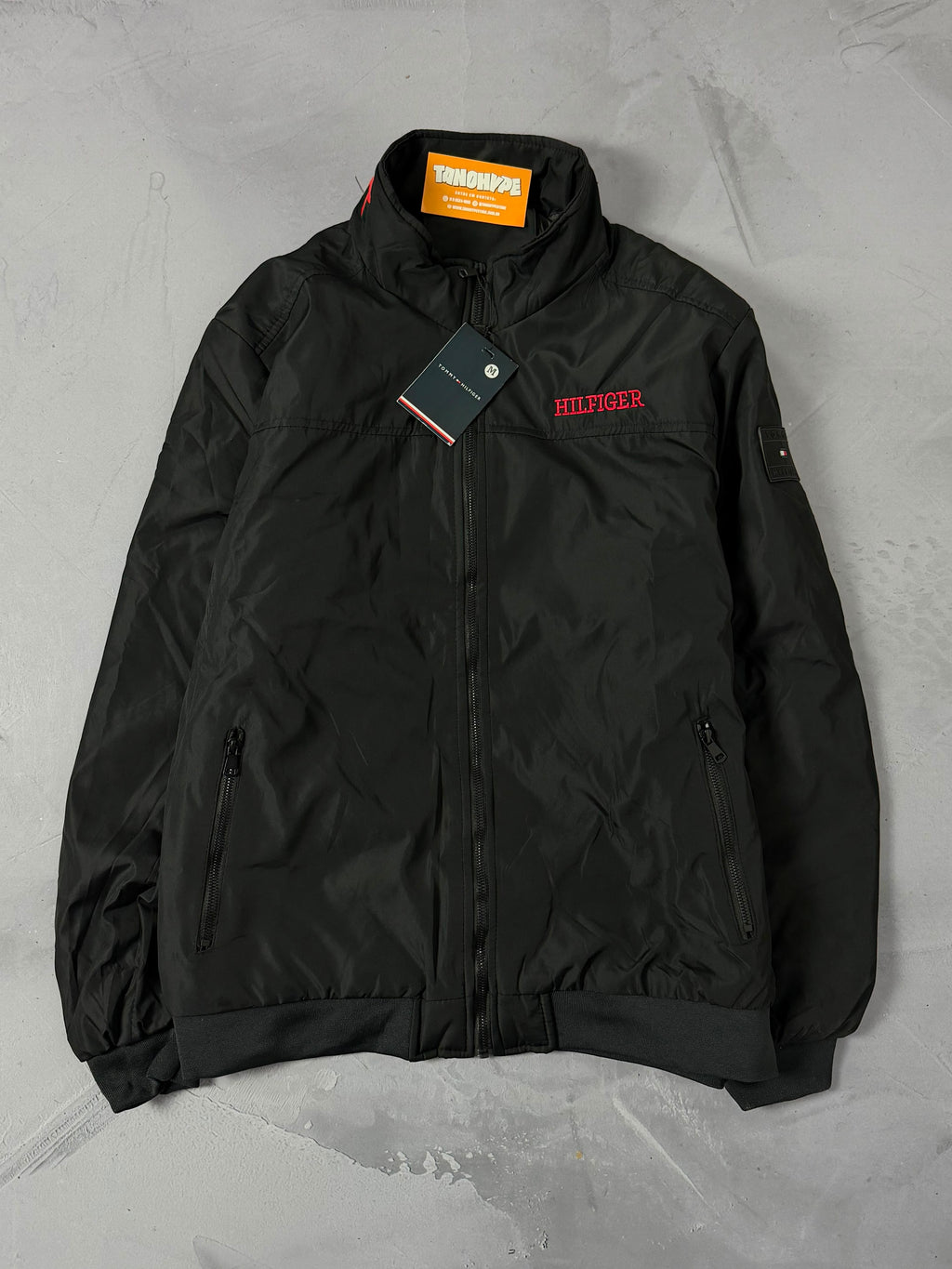 Jaqueta Velejador Tommy Hilfiger - Preto/Vermelho