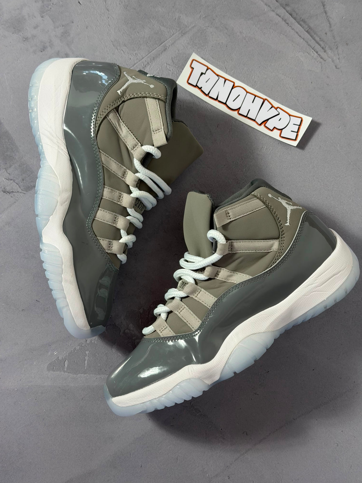 Tênis Nike Air Jordan 11 - Grey