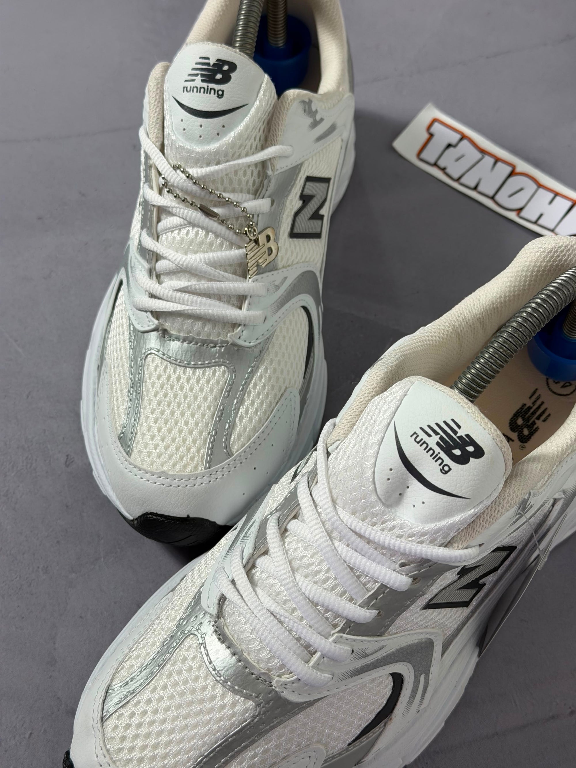 Tênis New Balance 530 - White