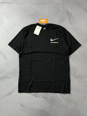 Camiseta Nike Sportswear Max90 - Preto