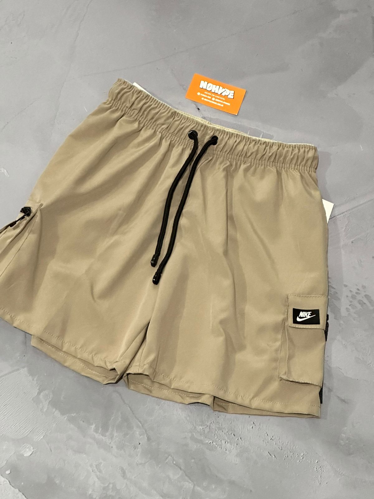 Shorts Tactel Nike Cargo - Caqui