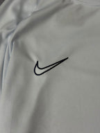 Camiseta Nike Dri Fit Academy 2021 - Branca/Azul
