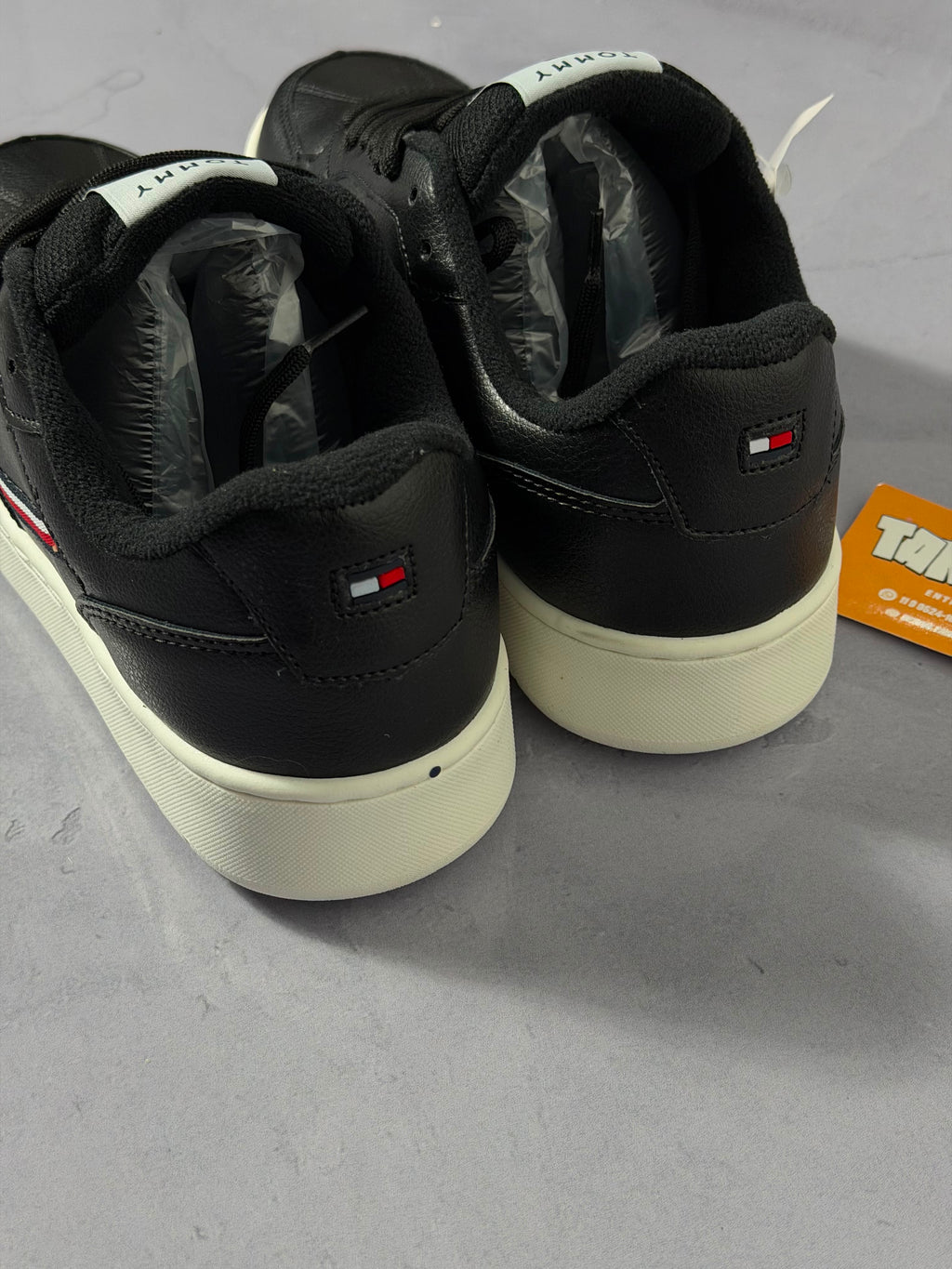 Tênis Tommy Hilfiger Basket Core - Preto