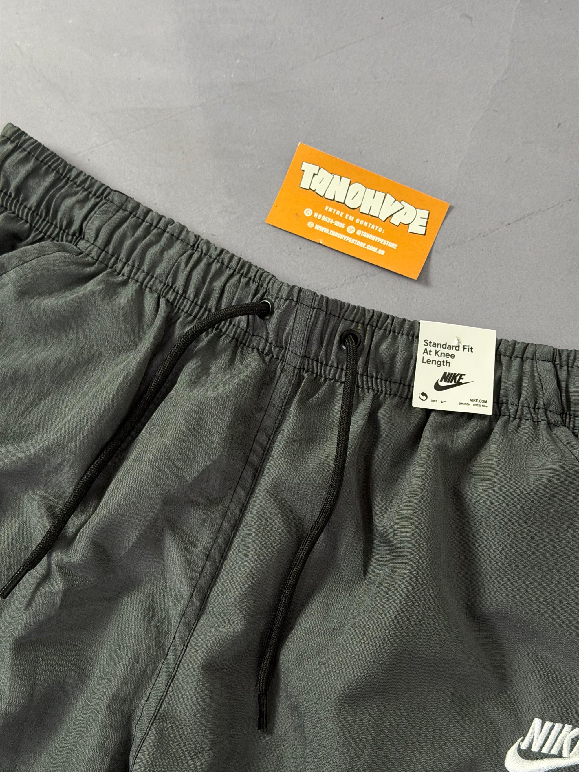 Shorts Ripstop Cargo Nike - Cinza