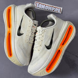 Tênis Nike Vomero - White Orange