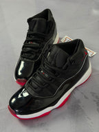 Tênis Nike Air Jordan 11 - Bred