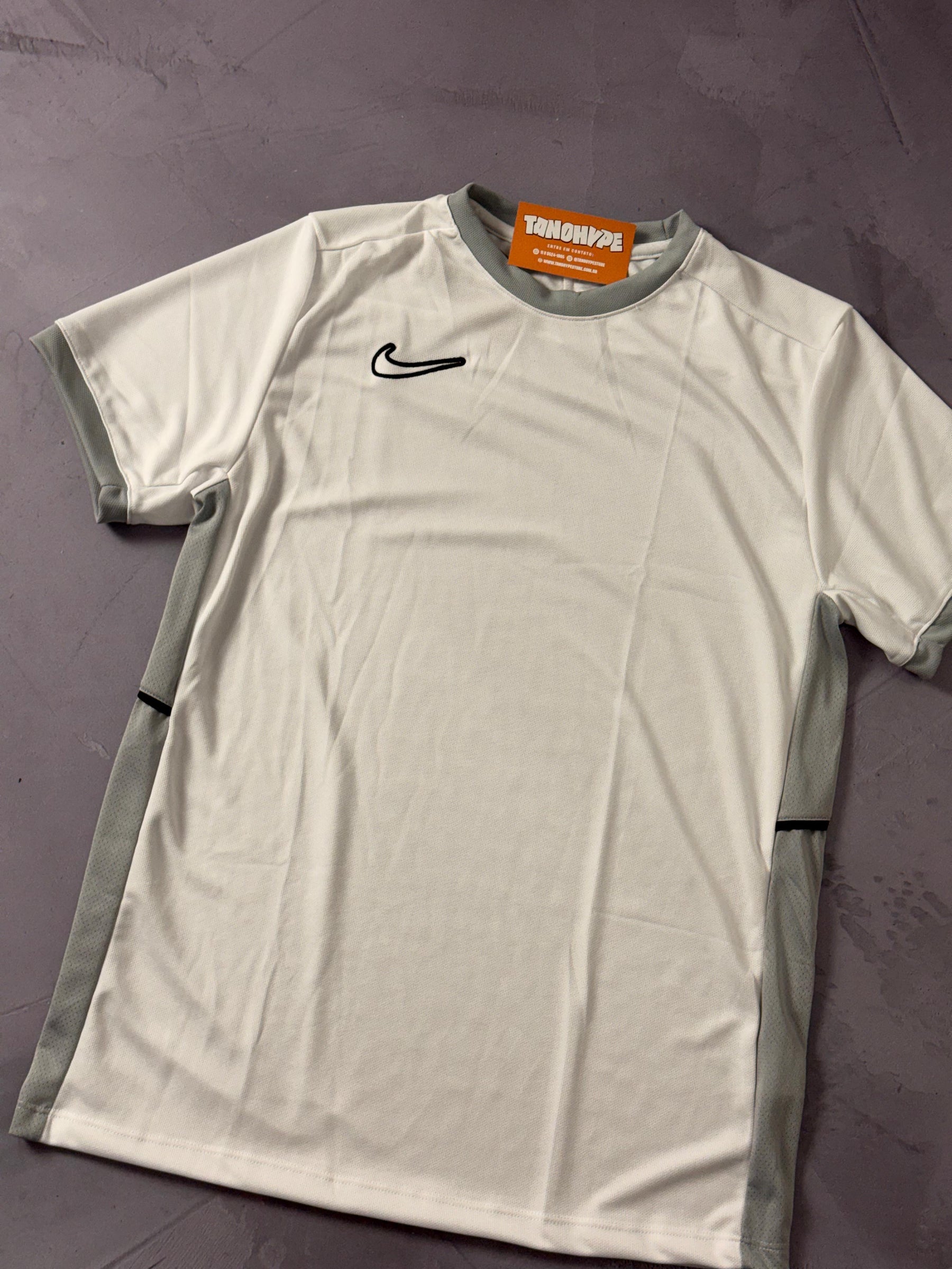 Camiseta Nike Dri Fit Academy 25 - Branca/Cinza