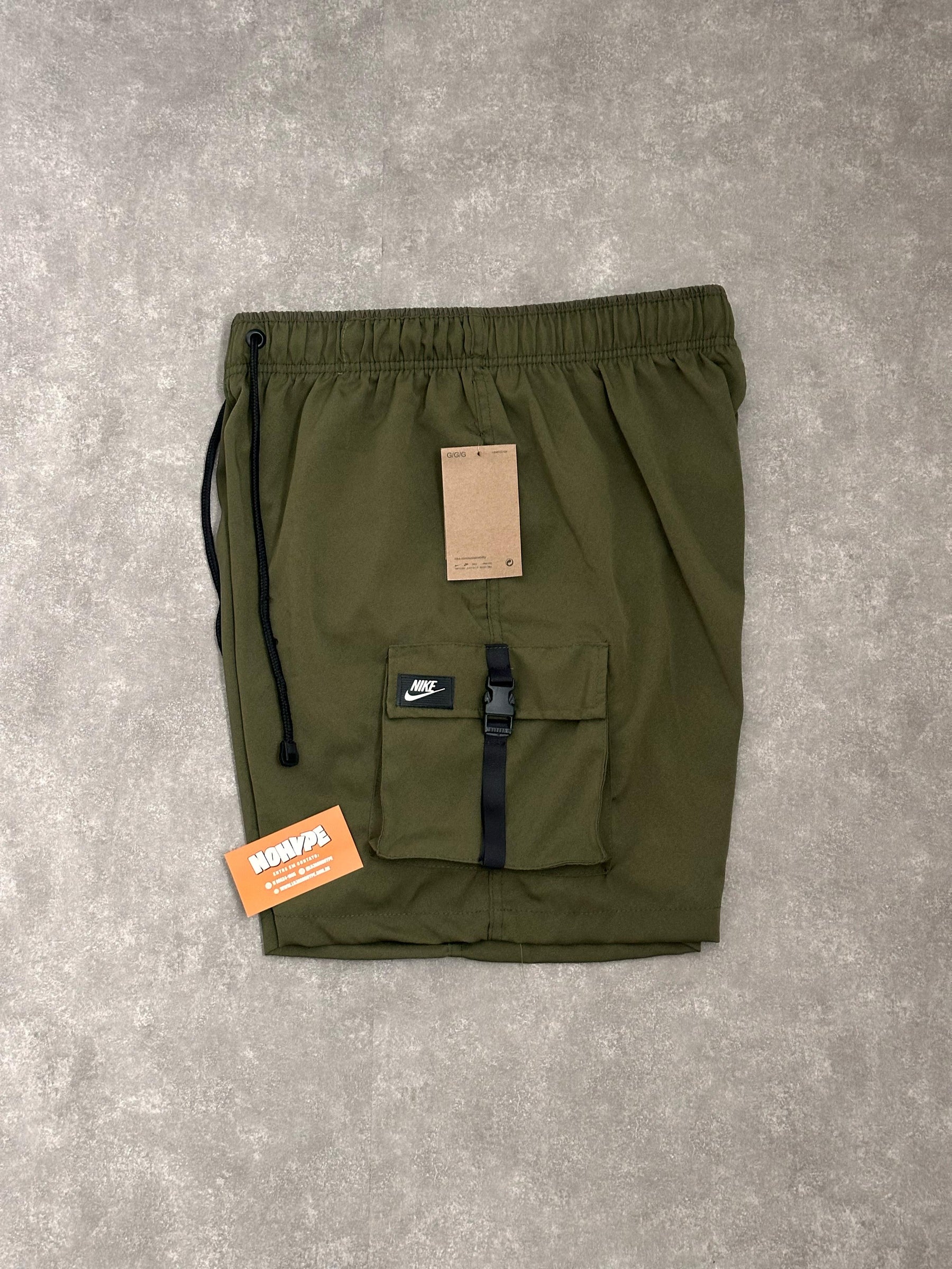 Shorts Tactel Nike Cargo - Verde