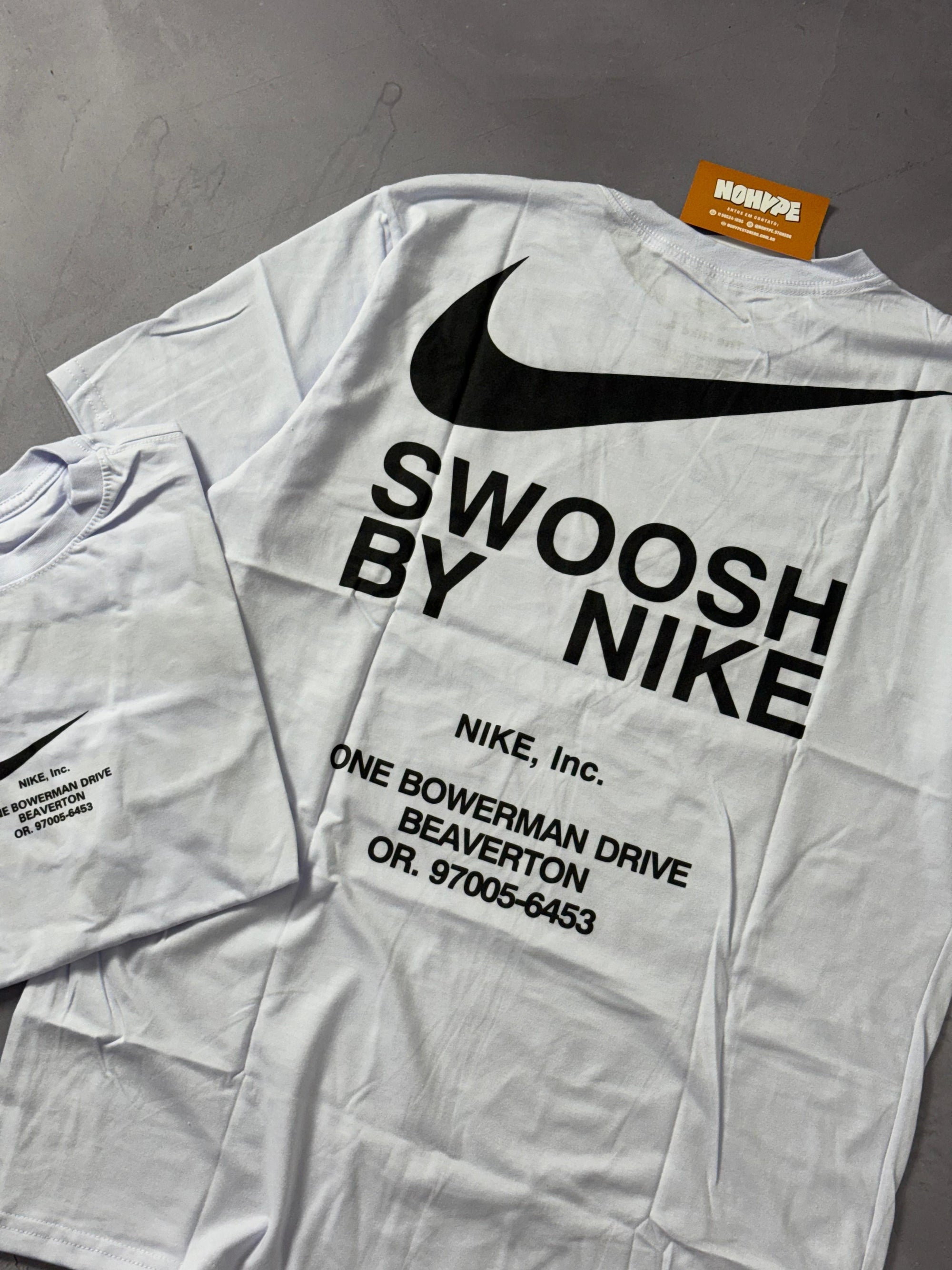 Camiseta Nike By Swoosh - Branca