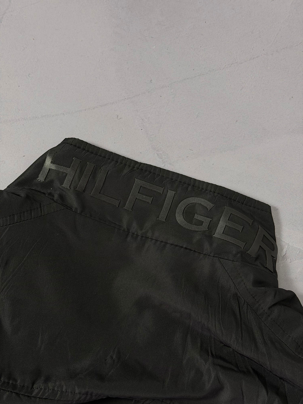 Jaqueta Velejador Tommy Hilfiger - All Black