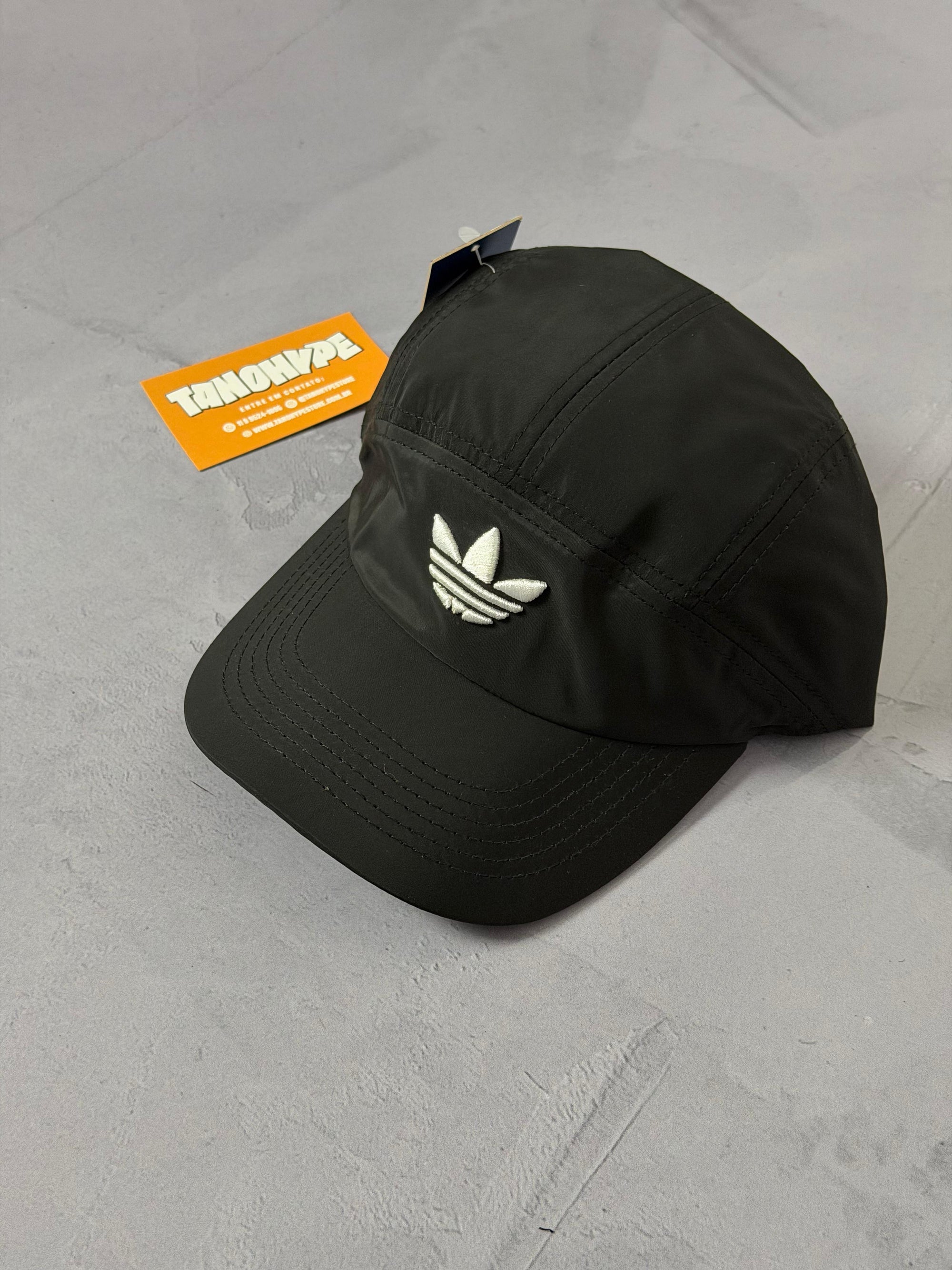 Boné Adidas Five Panel - Preto