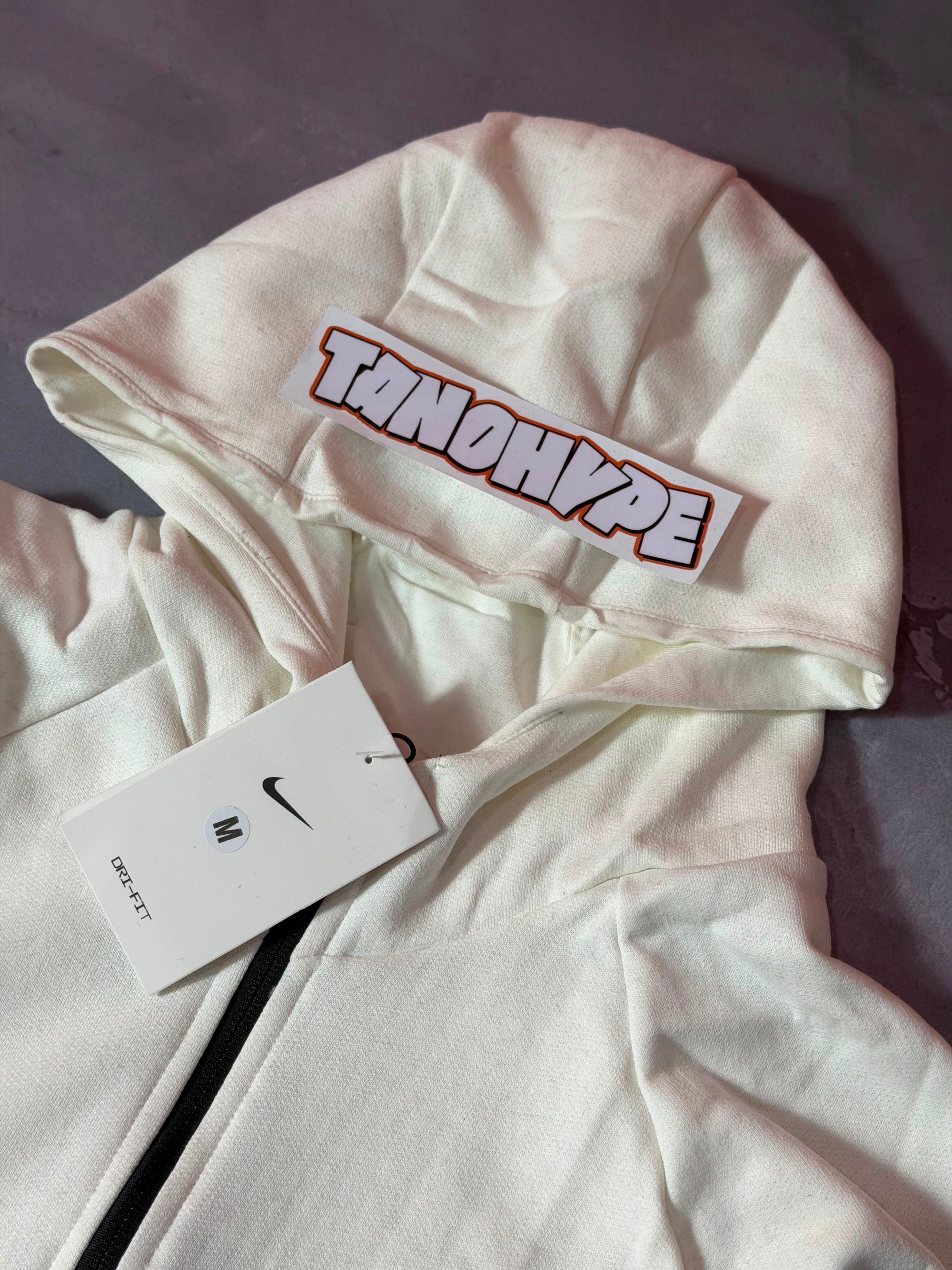 Conjunto Nike Tech Fleece - OffWhite