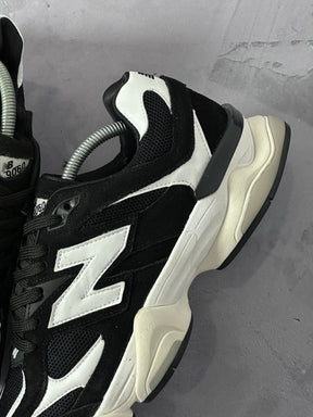 Tênis New Balance 9060 - Preto e Branco