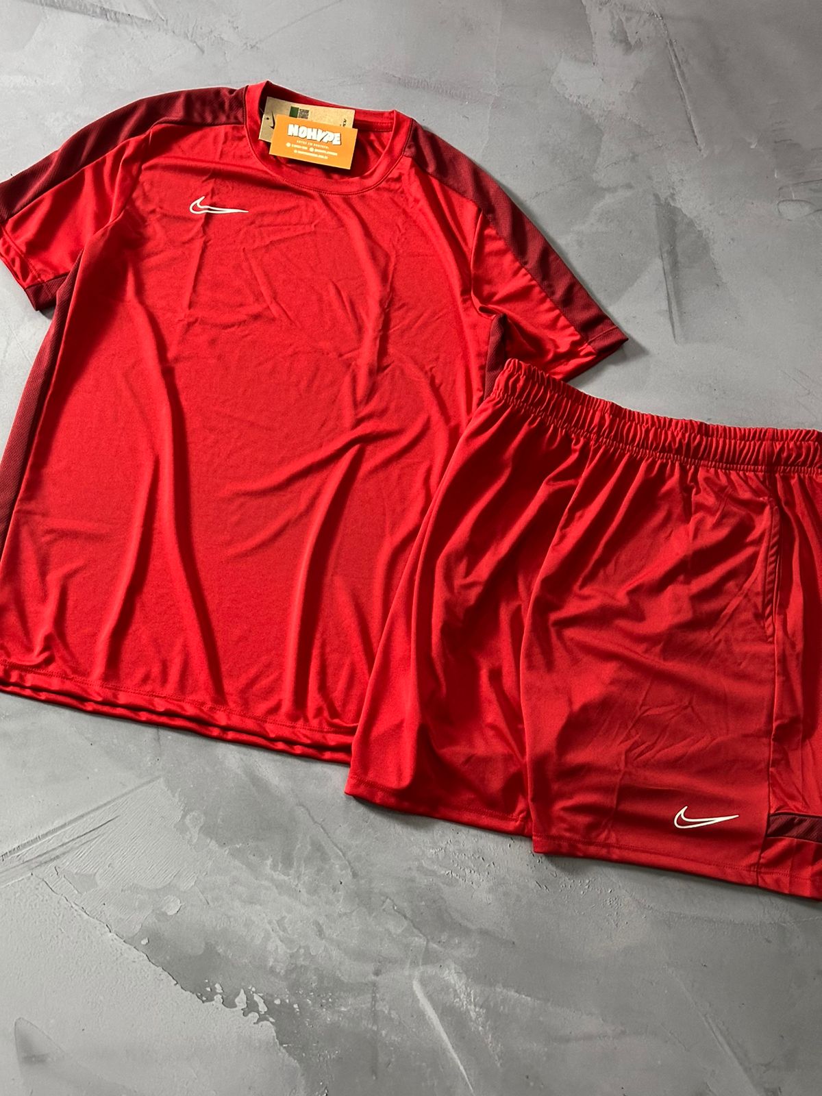 Conjunto Nike Academy 2023 - Vermelho