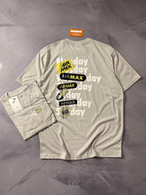 Camiseta Nike AirMax Day - Cinza