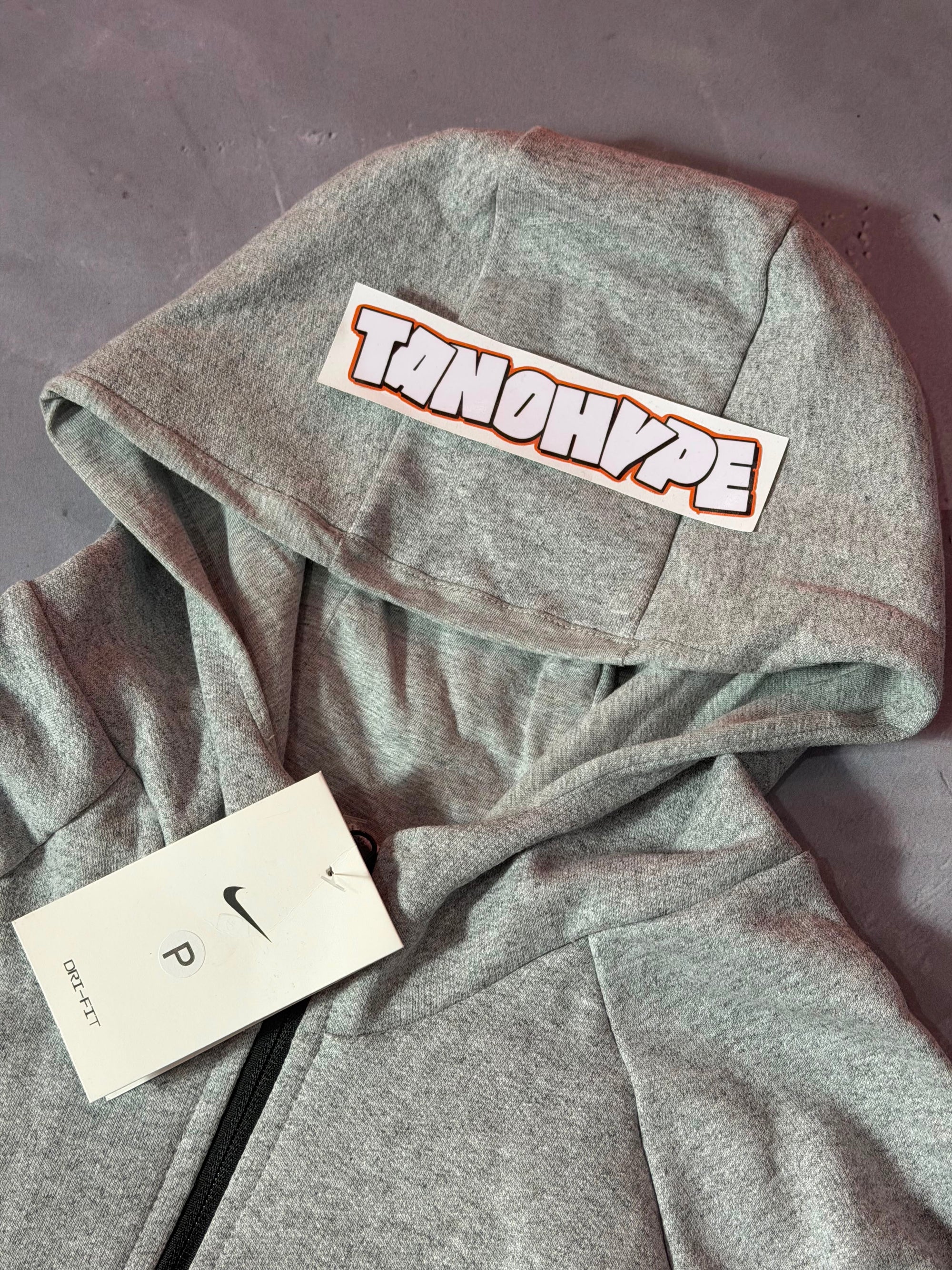 Conjunto Nike Tech Fleece - Cinza