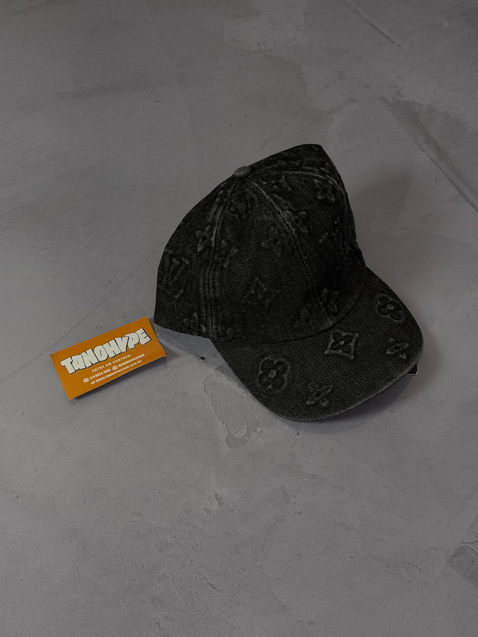 Boné Louis Vuitton Jeans - Cinza