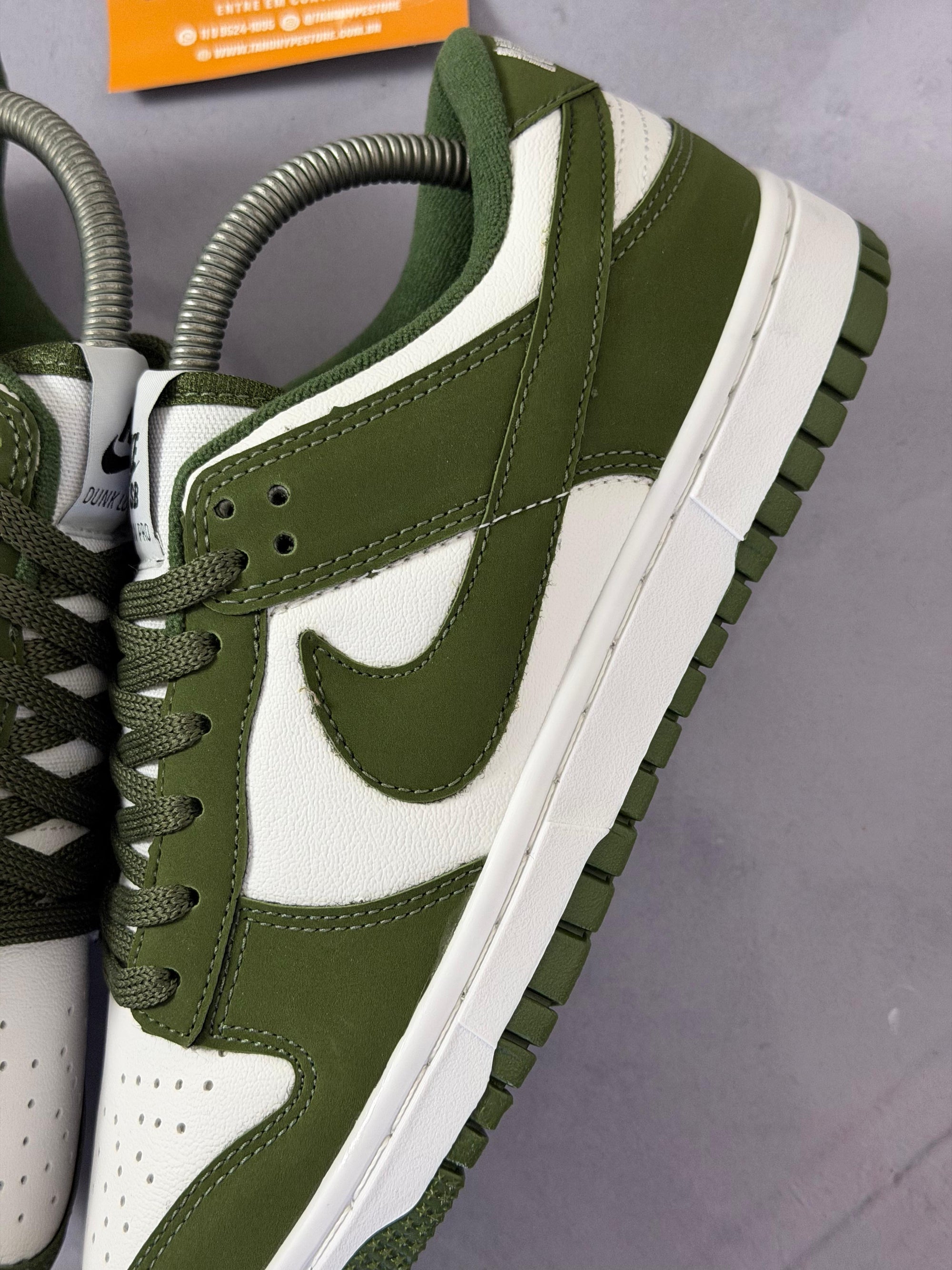 Tênis Nike Dunk - Verde Militar