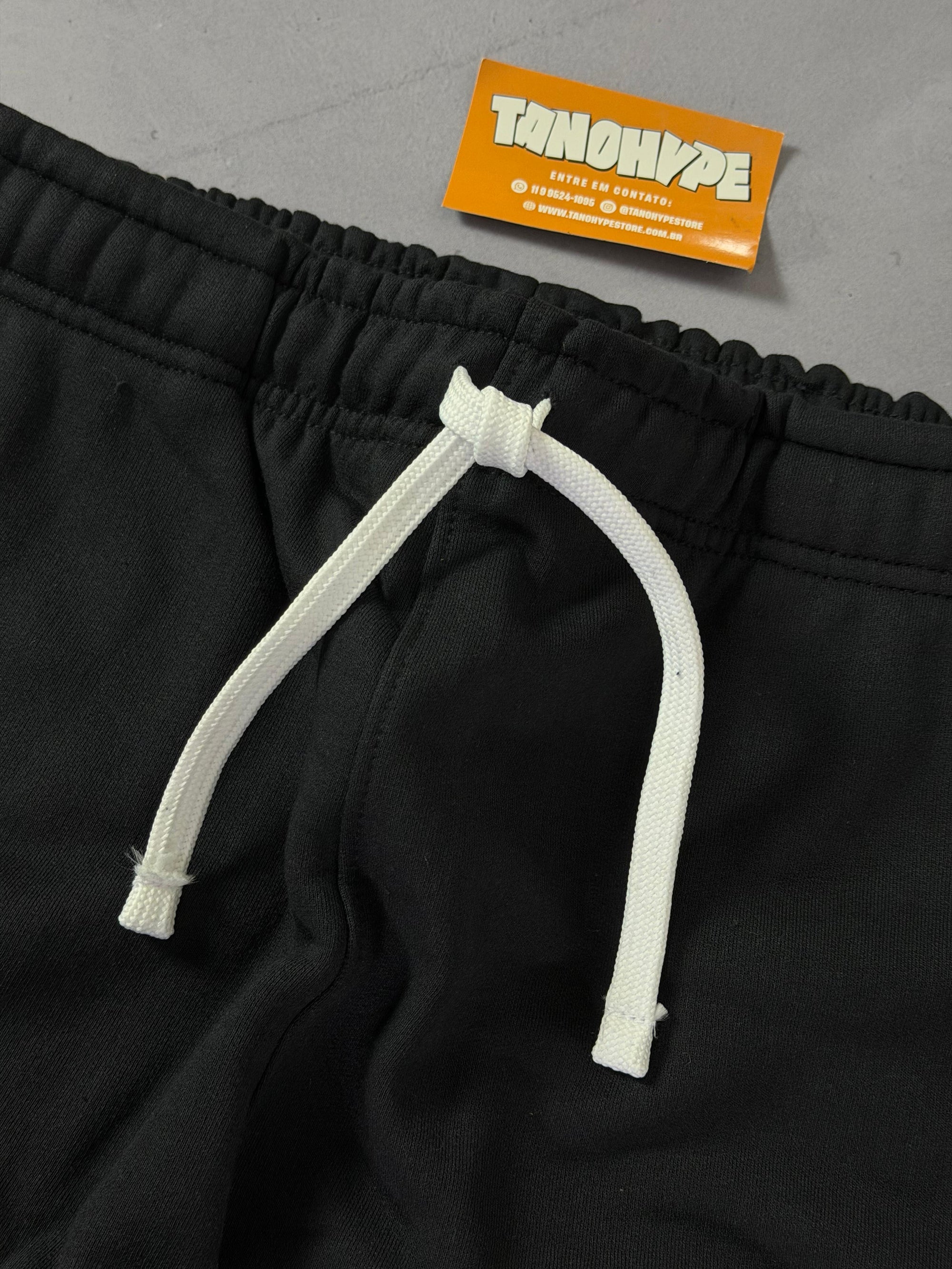 Shorts Moletom Nike Club - Preto