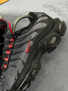 Tênis Nike Air Max Plus TN - Drácula