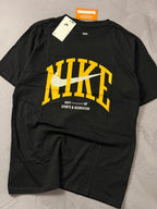 Camiseta Nike Sports & Recreations - Preta